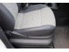 Fotel prawy z Volkswagen Caddy III (2KA,2KH,2CA,2CH) 1.6 TDI 16V 2013