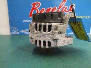 Dynamo van een Dacia Sandero I (BS) 1.2 16V 2009