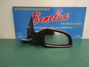 Gebrauchte Außenspiegel rechts Opel Astra H (L48) 1.4 16V Twinport Preis auf Anfrage angeboten von Benelux Zwijndrecht B.V.