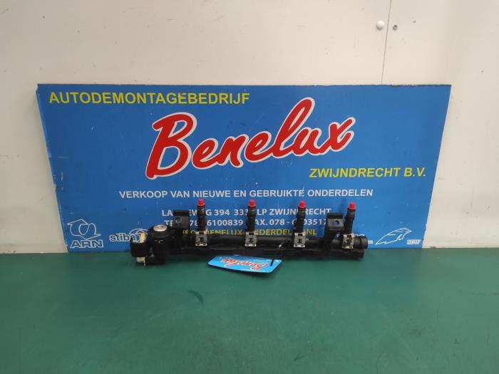 Usagé Système d'injection Ford Fiesta 6 (JA8) 1.25 16V Prix sur demande proposé par Benelux Zwijndrecht B.V.