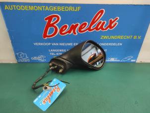 Used Wing mirror, right Honda CRX (EG/EH) 1.6 ESi 16V Price on request offered by Benelux Zwijndrecht B.V.