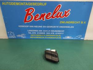 Used Fog light switch Honda CRX (EG/EH) 1.6 ESi 16V Price on request offered by Benelux Zwijndrecht B.V.
