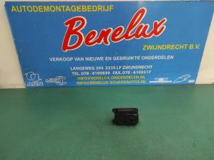 Usados Motor de válvula de calefactor Opel Vivaro 2.0 Diesel 145 Precio de solicitud ofrecido por Benelux Zwijndrecht B.V.