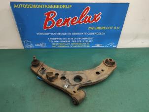 Used Front wishbone, right Subaru Justy (M3) 1.0 12V DVVT Price on request offered by Benelux Zwijndrecht B.V.