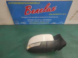 Used Wing mirror, right Ford Focus 3 1.5 TDCi Price on request offered by Benelux Zwijndrecht B.V.