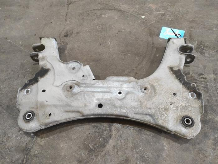 Used Subframe Renault Kangoo/Grand Kangoo (KW) 1.2 16V TCE Price on request offered by Benelux Zwijndrecht B.V.