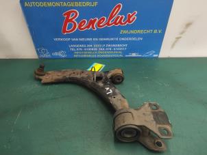 Used Front wishbone, left Ford Focus 3 1.5 TDCi Price on request offered by Benelux Zwijndrecht B.V.