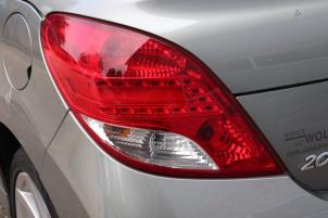 Używane Tylne swiatlo pozycyjne lewe Peugeot 207 CC (WB) 1.6 16V Cena na żądanie oferowane przez Benelux Zwijndrecht B.V.