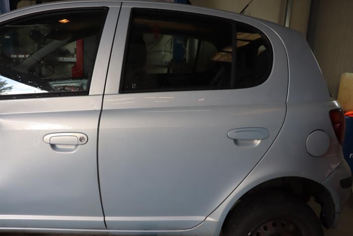 Porte arrière gauche d'un Toyota Yaris (P1) 1.3 16V VVT-i 2005