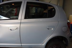 Used Rear door 4-door, left Toyota Yaris (P1) 1.3 16V VVT-i Price on request offered by Benelux Zwijndrecht B.V.
