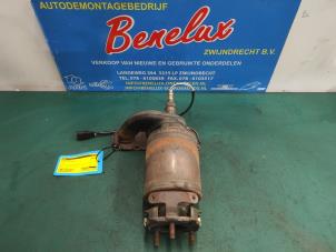 Used Catalytic converter Volkswagen Polo IV (9N1/2/3) 1.2 12V Price on request offered by Benelux Zwijndrecht B.V.