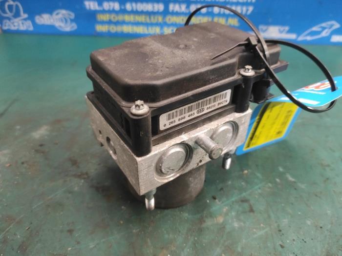 ABS pump from a Mitsubishi Colt (Z2/Z3) 1.1 12V 2008