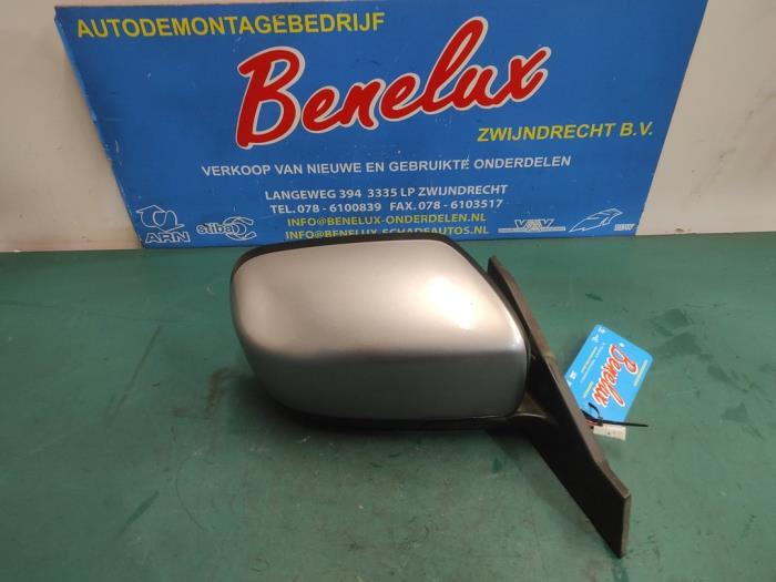 Usados Retrovisor externo derecha Mazda 5 (CR19) 1.8i 16V Precio de solicitud ofrecido por Benelux Zwijndrecht B.V.