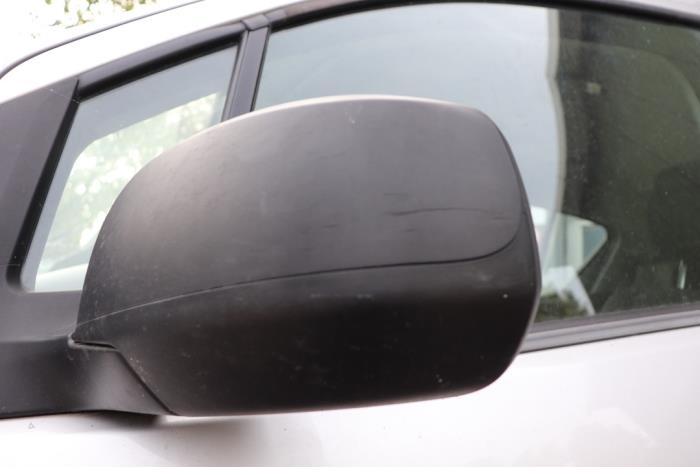 Wing mirror, left from a Opel Agila (B) 1.0 12V 2009