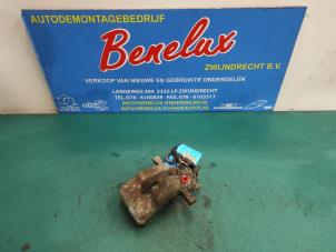 Used Rear brake calliper, right Opel Astra H SW (L35) 1.6 16V Twinport Price on request offered by Benelux Zwijndrecht B.V.