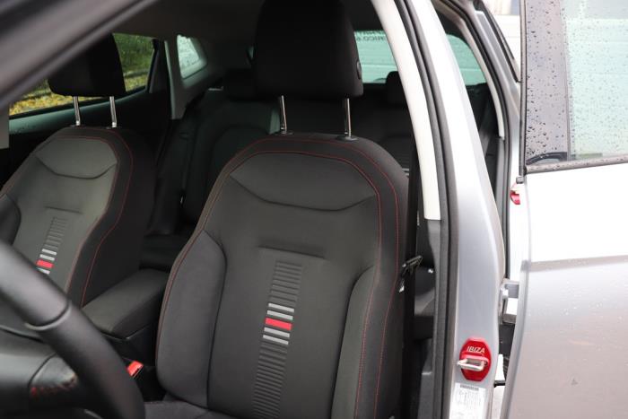 Verkleidung Set (komplett) van een Seat Ibiza V (KJB) 1.0 TSI 12V 2019
