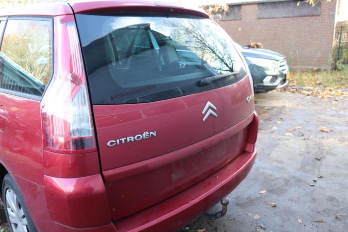 Portón trasero de un Citroën C4 Grand Picasso (UA) 1.8 16V 2009