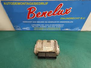 Used Engine management computer Opel Astra H SW (L35) 1.9 CDTi 100 Price on request offered by Benelux Zwijndrecht B.V.