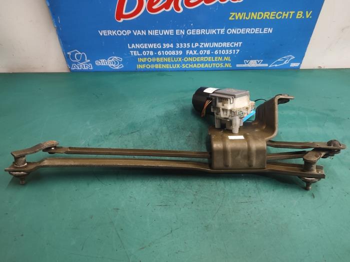Wiper motor + mechanism from a Fiat Seicento (187) 1.1 SPI Hobby,Young 2000