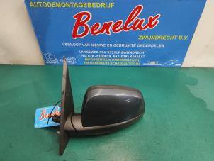 Used Wing mirror, left Opel Meriva 1.4 16V Twinport Price on request offered by Benelux Zwijndrecht B.V.