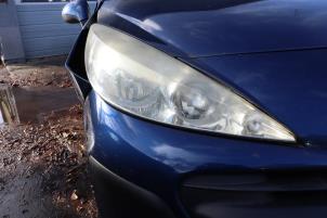 Used Headlight, right Peugeot 207/207+ (WA/WC/WM) 1.4 16V Price on request offered by Benelux Zwijndrecht B.V.