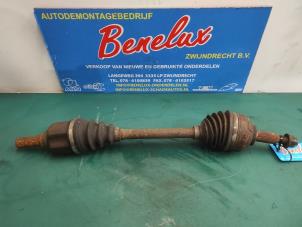 Used Front drive shaft, left Nissan Primastar 2.0 dCi 120 Price on request offered by Benelux Zwijndrecht B.V.