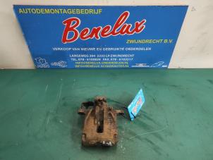 Used Rear brake calliper, right Nissan Primastar 2.0 dCi 120 Price on request offered by Benelux Zwijndrecht B.V.