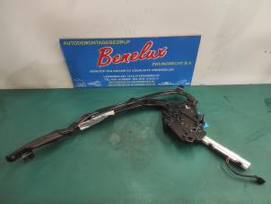 Used Convertible top hinge Mitsubishi Colt CZC 1.5 16V Price on request offered by Benelux Zwijndrecht B.V.