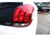 Feu arrière secondaire droit d'un Peugeot 108, 2014 1.0 12V, Berline avec hayon arrière, Essence, 998cc, 51kW (69pk), FWD, 1KRFE; CFB, 2014-05, PSCFB 2014