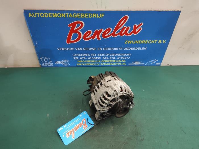 Begagnade Dynamo Peugeot 307 CC (3B) 2.0 16V Pris på förfrågan erbjuds av Benelux Zwijndrecht B.V.