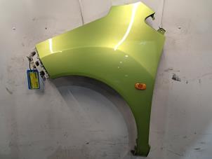 Used Front wing, left Chevrolet Spark (M300) 1.0 16V Price on request offered by Benelux Zwijndrecht B.V.