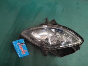 Used Fog light, front right Hyundai iX20 (JC) 1.4i 16V Price on request offered by Benelux Zwijndrecht B.V.