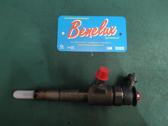 Usagé Injecteurs Ford Focus 3 1.5 TDCi Prix sur demande proposé par Benelux Zwijndrecht B.V.