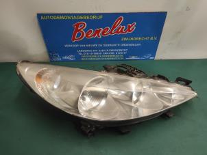 Used Headlight, right Peugeot 207/207+ (WA/WC/WM) 1.6 16V VTi Price on request offered by Benelux Zwijndrecht B.V.