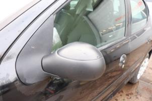 Used Wing mirror, left Peugeot 206+ (2L/M) 1.1 XR,XS Price on request offered by Benelux Zwijndrecht B.V.