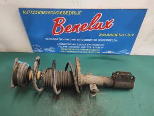 Used Front shock absorber rod, right Renault Clio III Estate/Grandtour (KR) 1.5 dCi FAP Price on request offered by Benelux Zwijndrecht B.V.