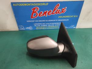 Used Wing mirror, right Renault Clio III (BR/CR) 1.5 dCi FAP Price on request offered by Benelux Zwijndrecht B.V.