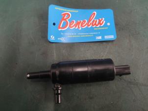 Used Headlight washer pump Skoda Octavia Combi (NXAC) 1.0 TSI e-TEC 12V Price on request offered by Benelux Zwijndrecht B.V.