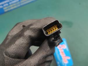 Lambda probe from a Opel Crossland (X) 1.2 Turbo 12V Euro 6 2018
