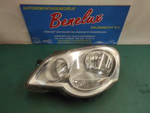 Used Headlight, left Volkswagen Polo IV (9N1/2/3) 1.4 16V Price on request offered by Benelux Zwijndrecht B.V.