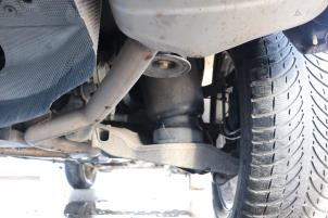Used Rear suspension system, right Landrover Discovery V (LR) 3.0 sdv6 24V Price on request offered by Benelux Zwijndrecht B.V.