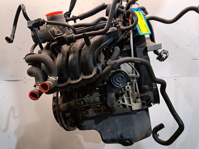 Engine from a Seat Ibiza III (6L1) 1.4 16V 85 2008