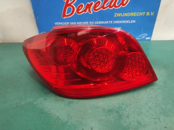 Taillight, left from a Peugeot 307 (3A/C/D) 1.6 16V 2007