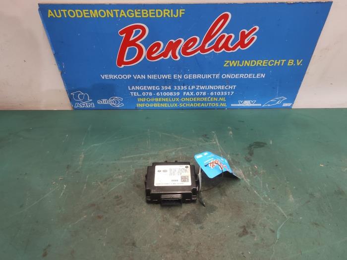 Używane DC/CD konwertor Kia Ceed (CDB5/CDBB) 1.0i T-GDi 12V Cena na żądanie oferowane przez Benelux Zwijndrecht B.V.