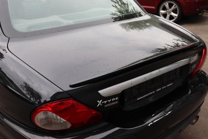 Pokrywa bagaznika z Jaguar X-type 3.0 V6 24V 2005