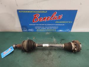 Used Front drive shaft, left Volkswagen Transporter T5 2.0 TDI DRF Price on request offered by Benelux Zwijndrecht B.V.