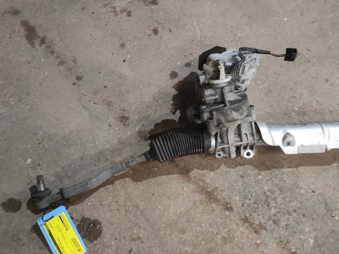 Power steering box from a Mercedes-Benz B (W245,242) 1.7 B-170 16V 2006