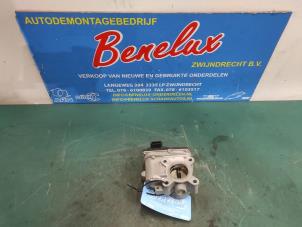 Usados Cuerpo de válvula de mariposa Renault Twingo II (CN) 1.2 16V Precio de solicitud ofrecido por Benelux Zwijndrecht B.V.
