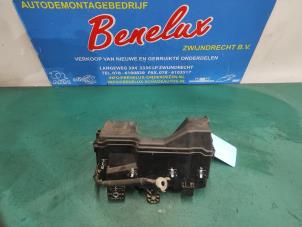 Used Fuse box Peugeot 108 1.0 12V VVT-i Price on request offered by Benelux Zwijndrecht B.V.