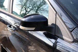 Used Wing mirror, right Ford Focus 2 Wagon 1.6 TDCi 16V 110 Price on request offered by Benelux Zwijndrecht B.V.